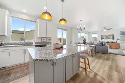 1343 W 1250 S, Springville, UT 84663 - Photo 12