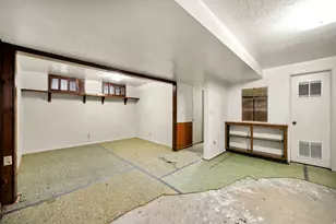 570 N 400 W, Logan, UT 84321 - Photo 16