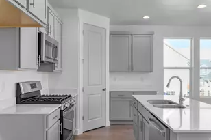 1587 N 3190 W, Provo, UT 84601 - Photo 10