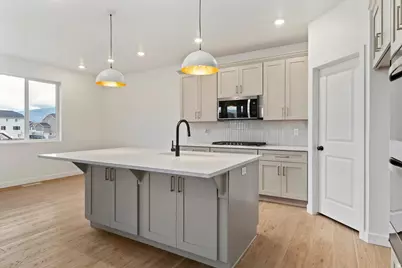 1526 E Livi Ln #9, Saratoga Springs, UT 84043 - Photo 12