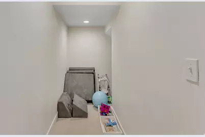 867 N 2125 W, Layton, UT 84041 - Photo 48