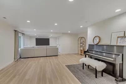 867 N 2125 W, Layton, UT 84041 - Photo 42