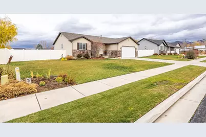 517 W 260 N, Smithfield, UT 84335 - Photo 32