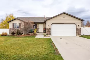 517 W 260 N, Smithfield, UT 84335 - Photo 1