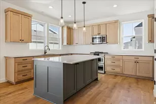 6782 W Docksider Dr, South Jordan, UT 84009 - Photo 10