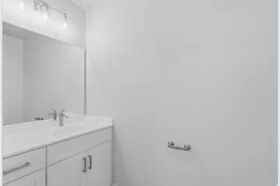 677 E 800 S St S, Springville, UT 84663 - Photo 8