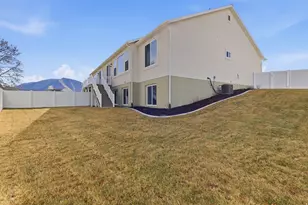 677 E 800 S St S, Springville, UT 84663 - Photo 34