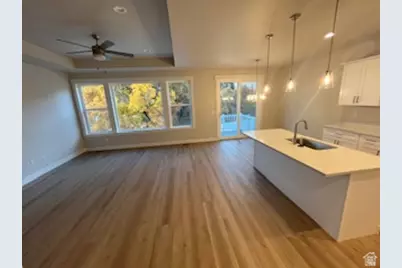 677 E 800 S St S, Springville, UT 84663 - Photo 10