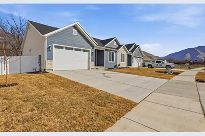 677 E 800 S St S, Springville, UT 84663 - Photo 30