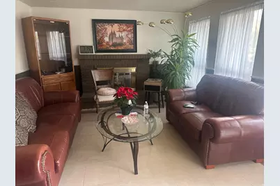 373 E 10450 St S, Sandy, UT 84070 - Photo 2