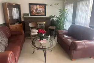 373 E 10450 St S, Sandy, UT 84070 - Photo 2