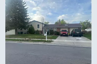 373 E 10450 St S, Sandy, UT 84070 - Photo 1