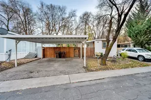 1200 E El Sendero Cir S, Salt Lake City, UT 84117 - Photo 12