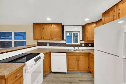 1200 E El Sendero Cir S, Salt Lake City, UT 84117 - Photo 2
