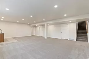 442 W Randys Ct, Farmington, UT 84025 - Photo 32