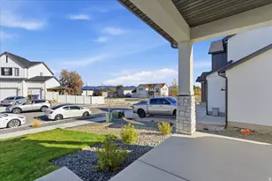 4896 S Snarr Haven Ct W, Taylorsville, UT 84129 - Photo 40