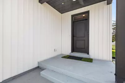 328 E 300 N, Richmond, UT 84333 - Photo 2