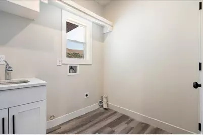 328 E 300 N, Richmond, UT 84333 - Photo 16