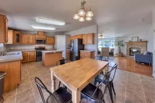 33 E Merriam Ct, Moab, UT 84532 - Photo 14