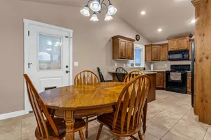 335 S 400 W, Tremonton, UT 84337 - Photo 6