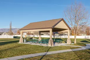 1349 S Mountain Crest Dr W, Woods Cross, UT 84087 - Photo 38