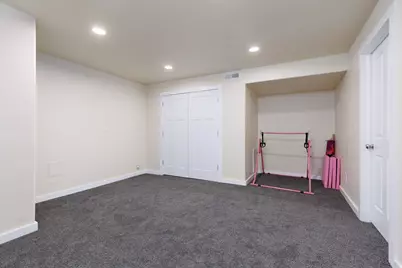 1349 S Mountain Crest Dr W, Woods Cross, UT 84087 - Photo 30