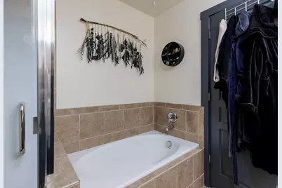 1349 S Mountain Crest Dr W, Woods Cross, UT 84087 - Photo 20