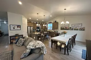 2887 S Greenhead Dr W, Saratoga Springs, UT 84045 - Photo 6