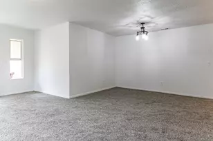 2839 S Vanburen Ave E, Ogden, UT 84403 - Photo 10