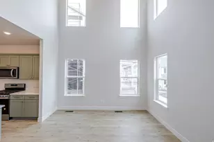 788 N Danverse Dr, Saratoga Springs, UT 84045 - Photo 2