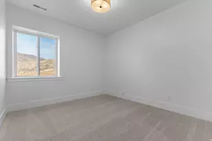 204 S Troy St, Mapleton, UT 84664 - Photo 34