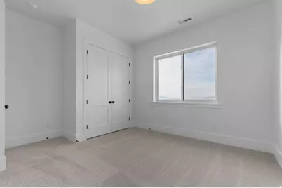 204 S Troy St, Mapleton, UT 84664 - Photo 32