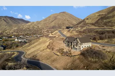 204 S Troy St, Mapleton, UT 84664 - Photo 54