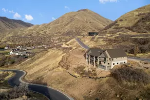 204 S Troy St, Mapleton, UT 84664 - Photo 54