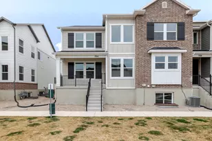 784 N Danverse Dr, Saratoga Springs, UT 84045 - Photo 2