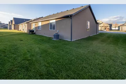 472 E 640 S, Vernal, UT 84078 - Photo 6