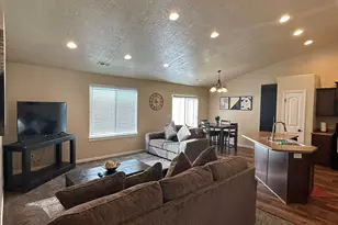 472 E 640 S, Vernal, UT 84078 - Photo 12