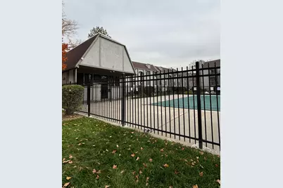 460 E Creekside Cir S #B, Murray, UT 84107 - Photo 12