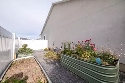 589 E Green Springs Way, South Weber, UT 84405 - Photo 32
