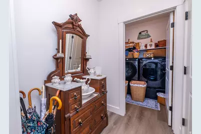 589 E Green Springs Way, South Weber, UT 84405 - Photo 10