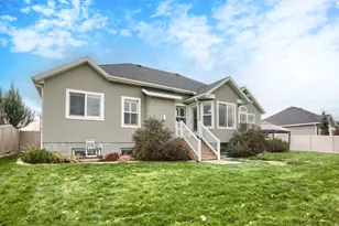 2444 N Hooded Crane Circle, Clinton, UT 84015 - Photo 30