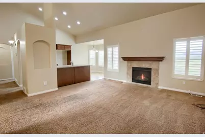 2444 N Hooded Crane Cir #11, Clinton, UT 84015 - Photo 6