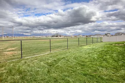 2444 N Hooded Crane Cir #11, Clinton, UT 84015 - Photo 32