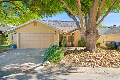 710 S Indian Hills Dr #3, Saint George, UT 84770 - Photo 1