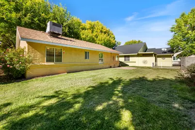 710 S Indian Hills Dr #3, Saint George, UT 84770 - Photo 22