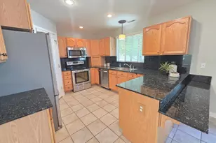 1118 W Autumn Leaf Ln S, Taylorsville, UT 84123 - Photo 8