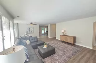 1118 W Autumn Leaf Ln S, Taylorsville, UT 84123 - Photo 2