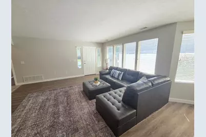 1118 W Autumn Leaf Ln S, Taylorsville, UT 84123 - Photo 4