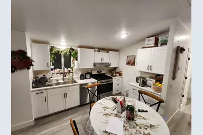 61 W Sunset Dr N, Layton, UT 84041 - Photo 2