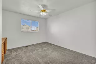 1445 N 2925 W, Layton, UT 84041 - Photo 18